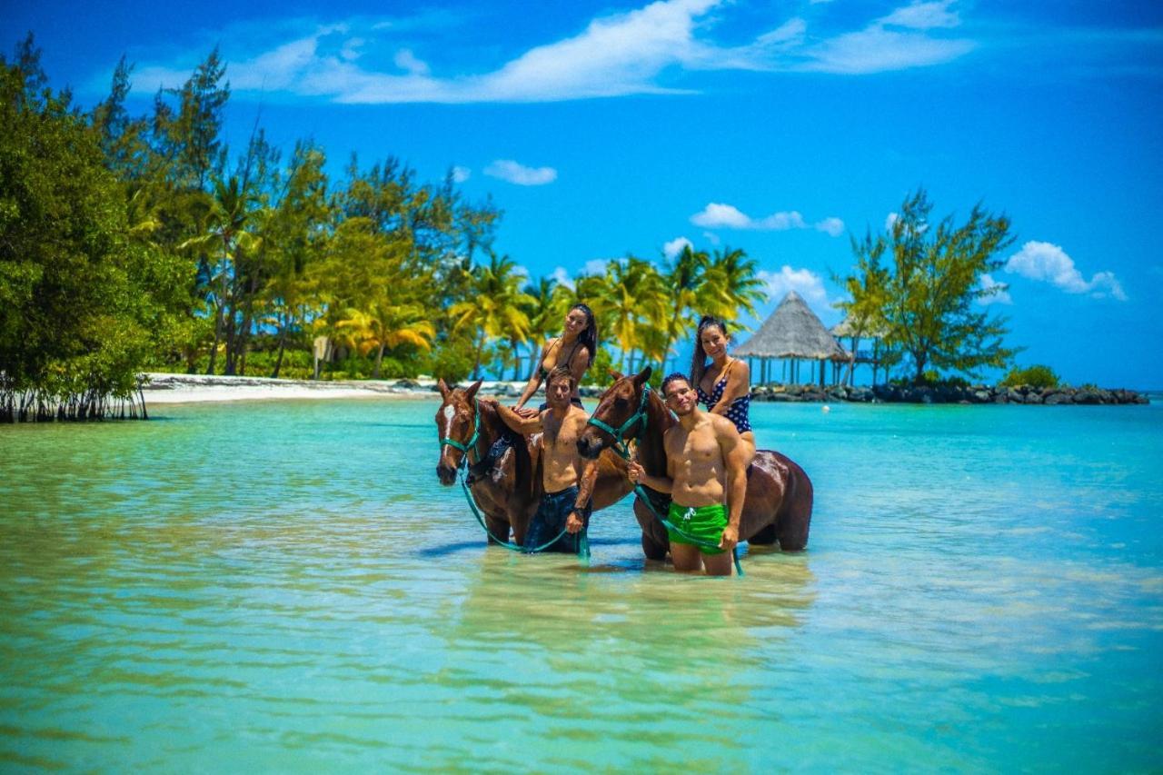 Punta Cana Sol Caribe Beach Pool Exteriör bild